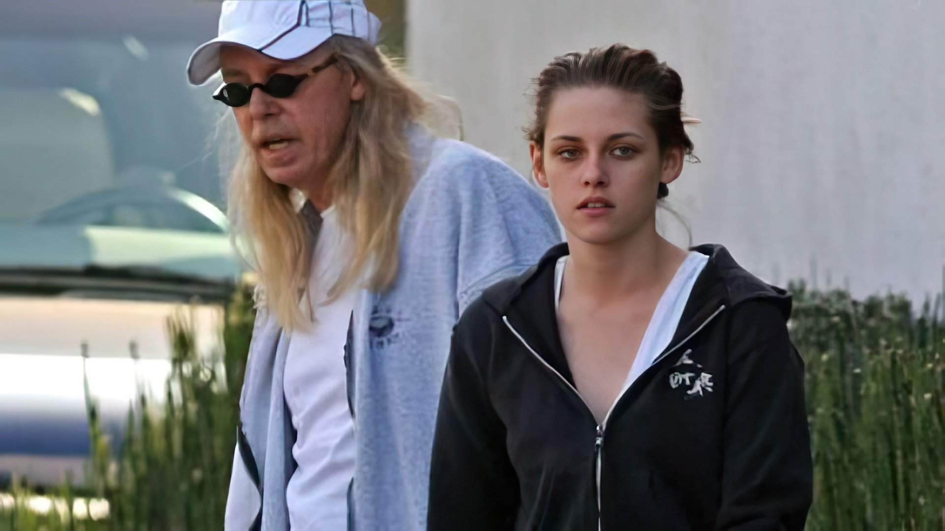 Kristen Stewart with her father