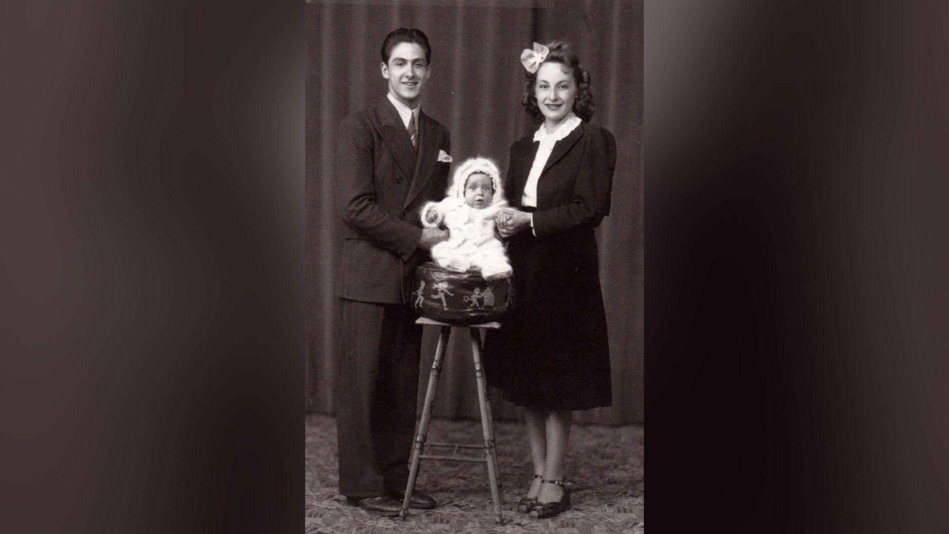 Al Pacino with parents