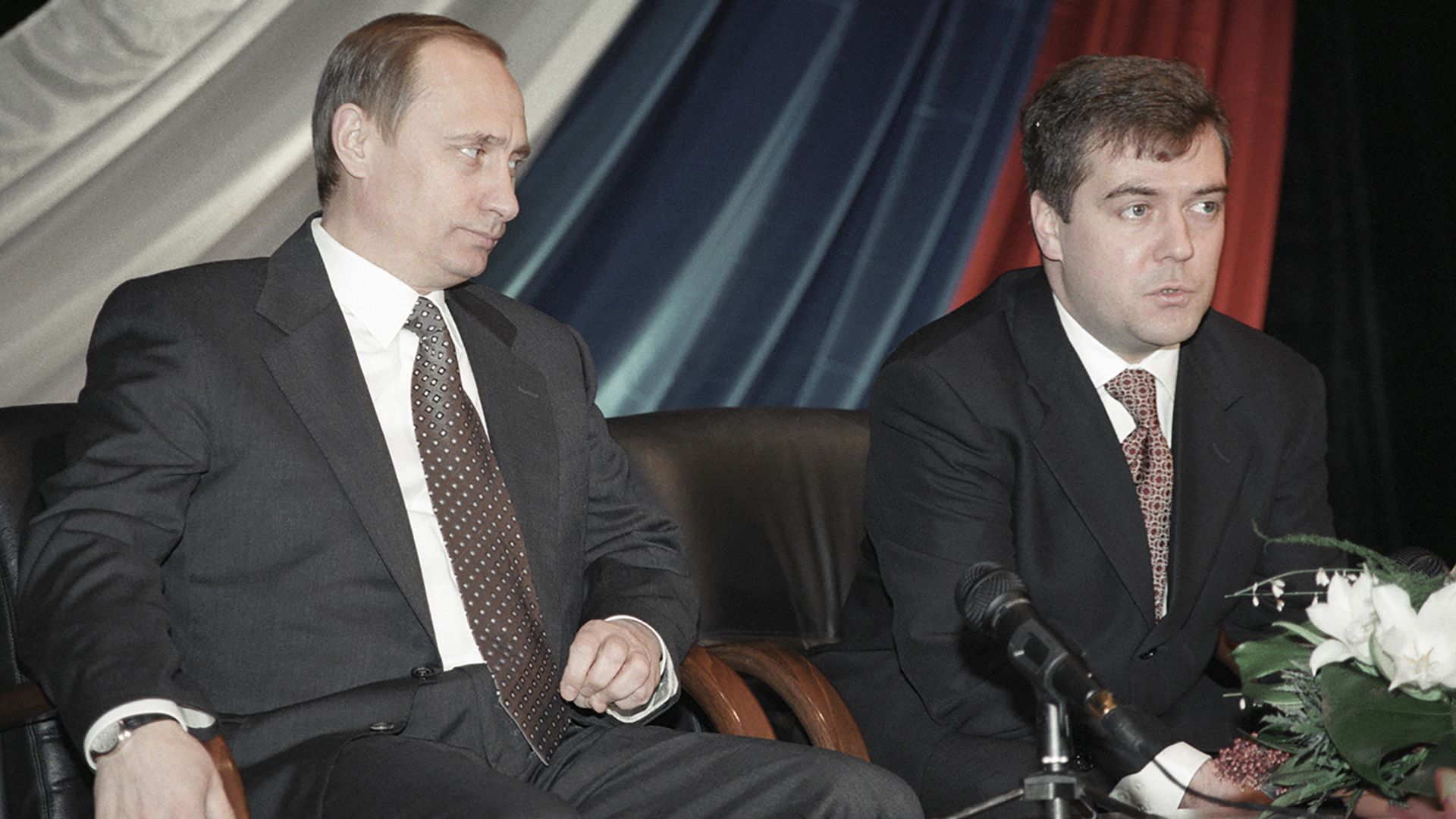 Vladimir Putin met Dmitry Medvedev in 1990