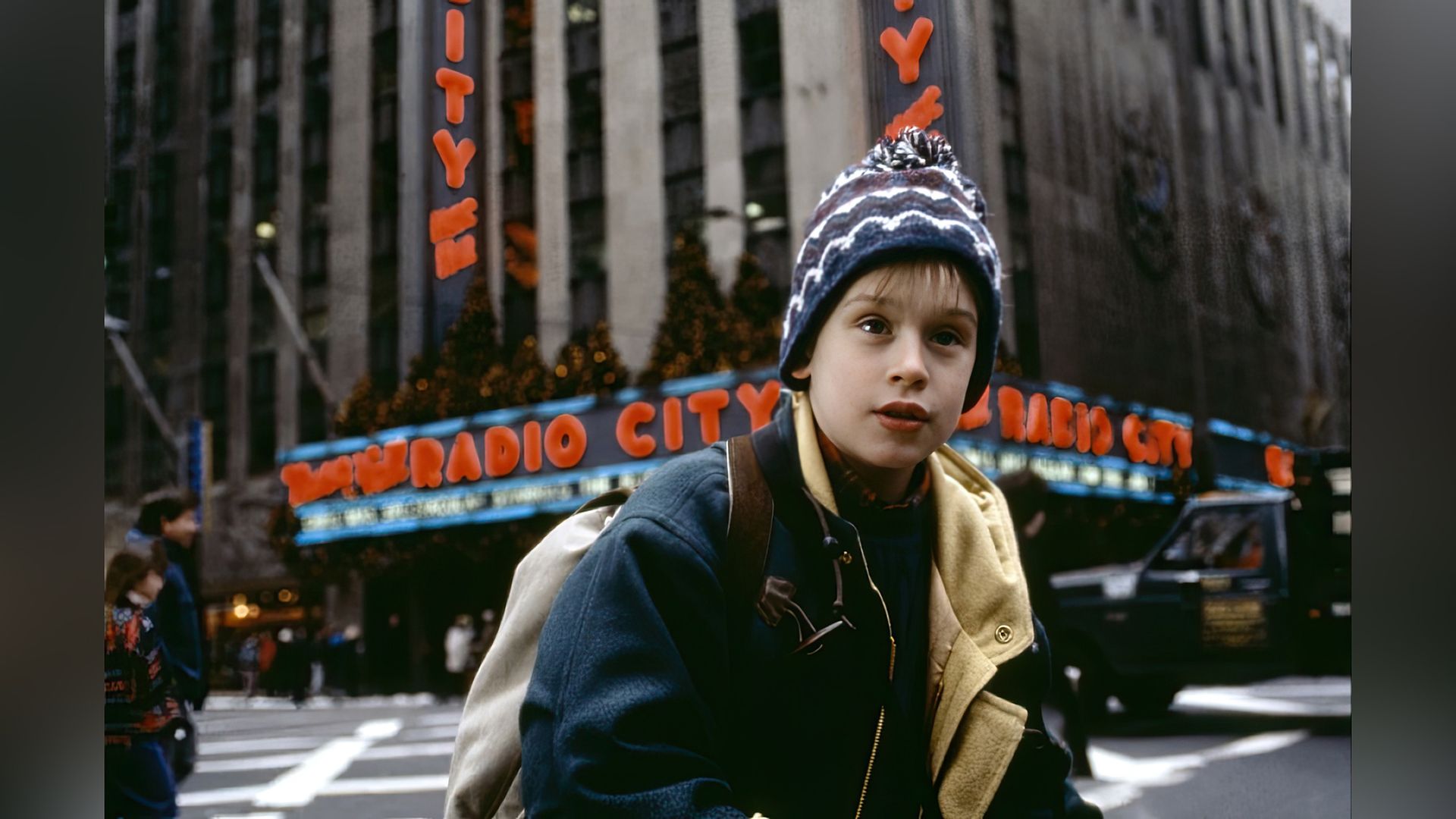 Macaulay Culkin in the movie 'Home Alone 2'