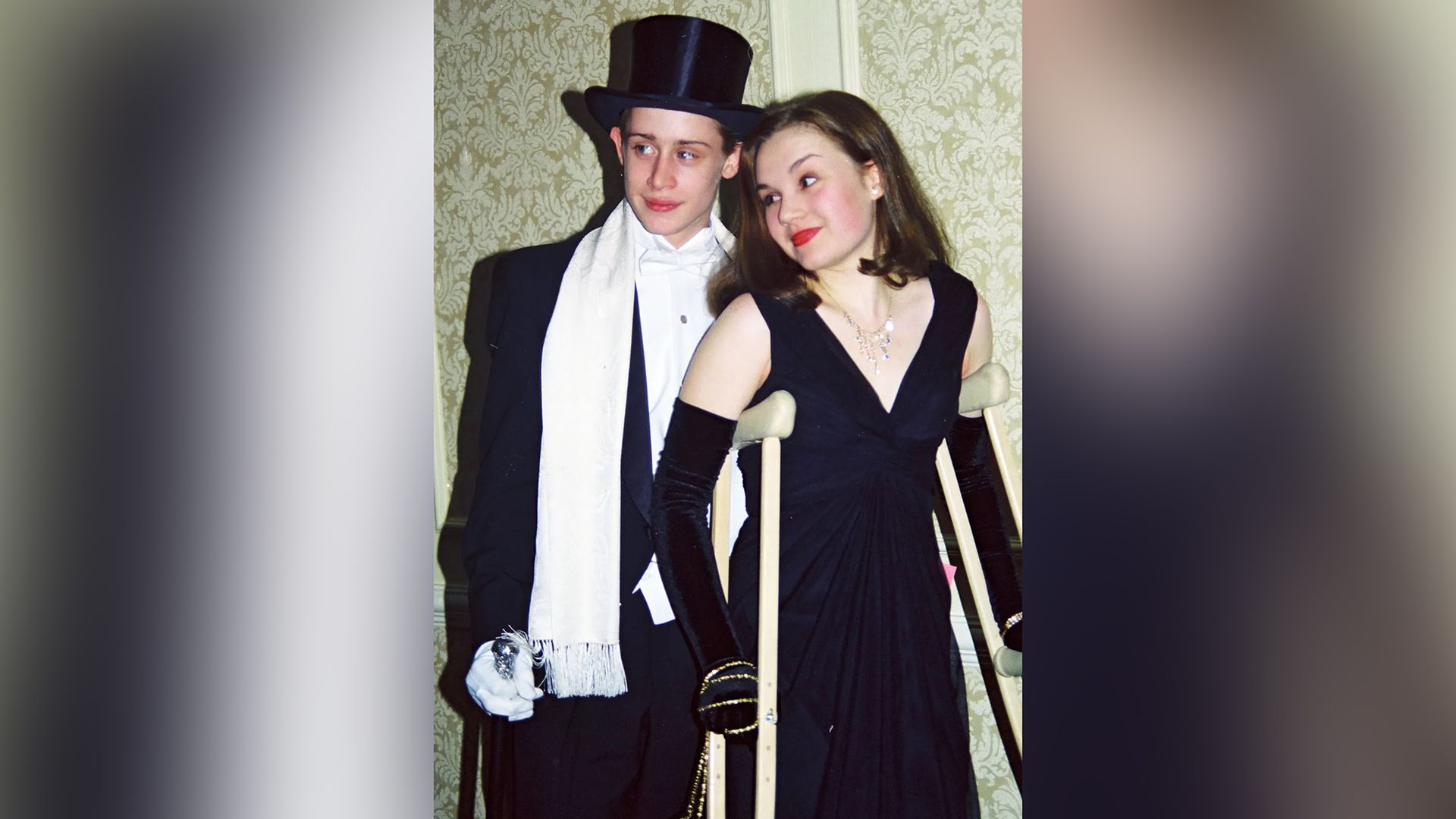 Macaulay Culkin and Rachel Miner