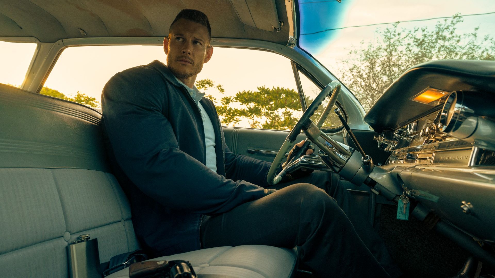 Umbrella Academy: Tom Hopper as Luther Hargreeves