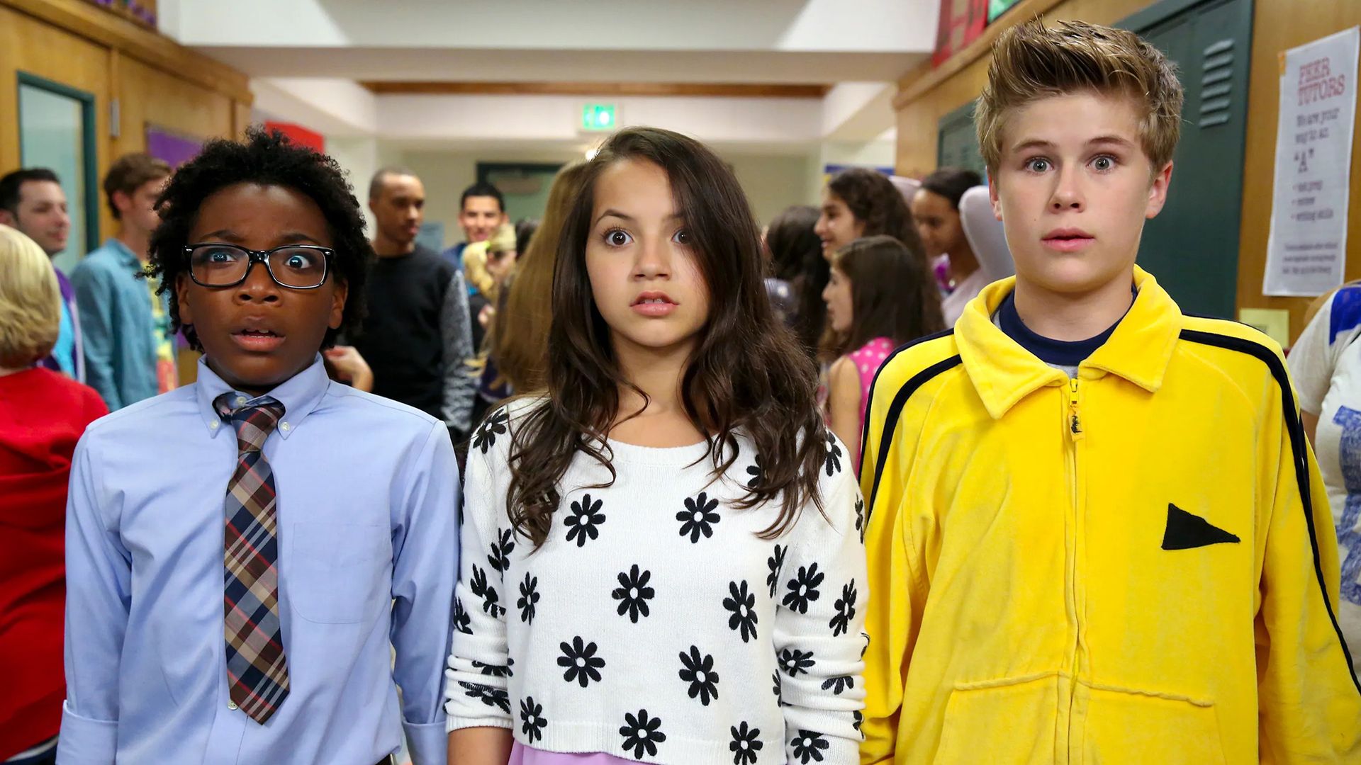 Isabela Moner in the series 100 Things to Do Before High School