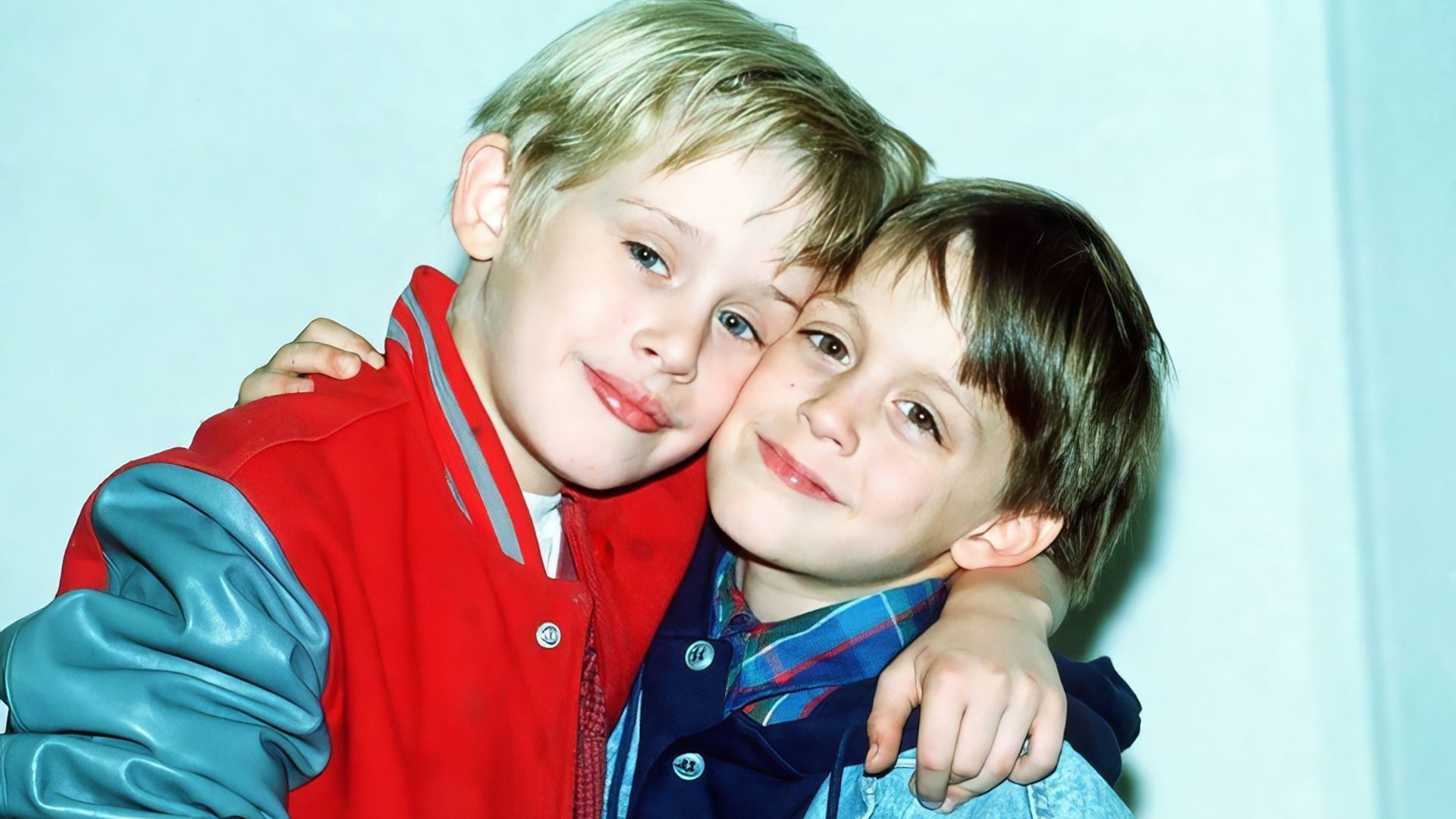 Kieran Culkin and Macaulay Culkin in childhood