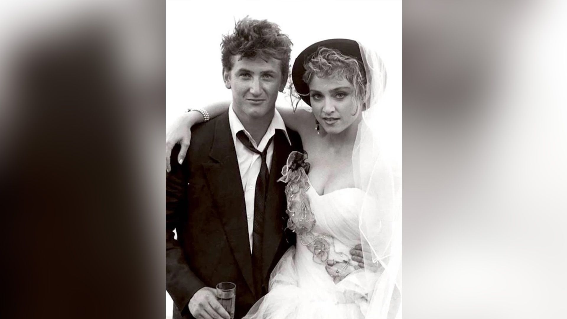 Wedding photo of Sean Penn and Madonna