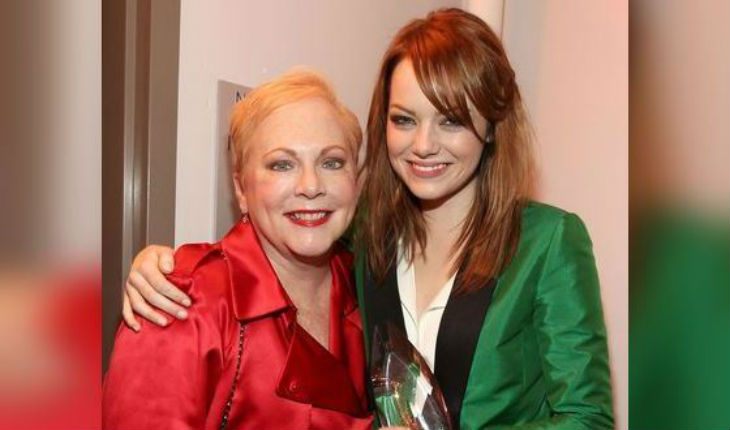 Emma Stone and her mom