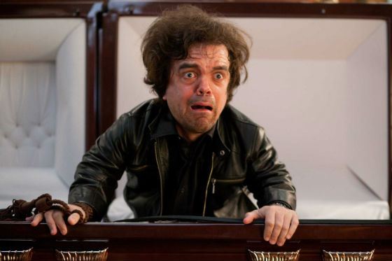 Peter Dinklage's eccentric character in «Death at a Funeral»