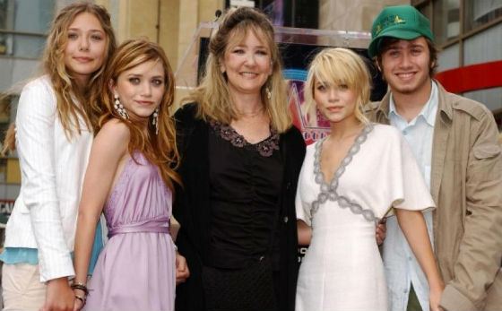 In the photo: all the Olsen kids with their mom