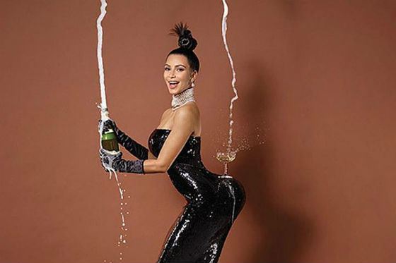 That photo of Kim Kardashian with champagne