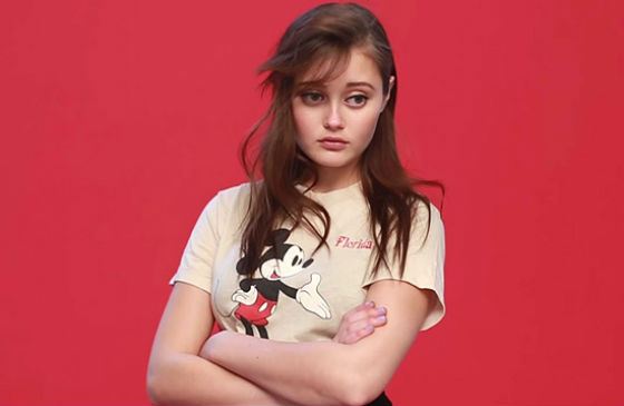 Ella Purnell is a new muse of Tim Burton