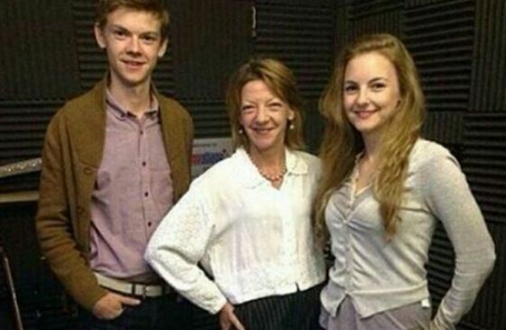 The actor with his Mom and sister Ava