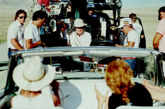 Ridley Scott on the set of Thelma & Louise