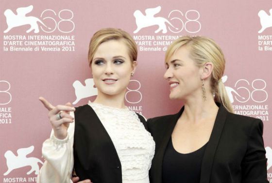 Evan Rachel Wood and Kate Winslet played together in a miniseries Mildred Pierce Evan Rachel Wood and Kate Winslet played together in a miniseries Mildred Pierce