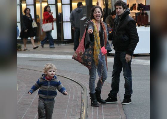 Marion Cotillard with her husband and son