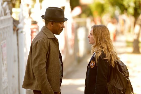 Britt Robertson and Eddie Murphy appeared together in the «Mr. Church»