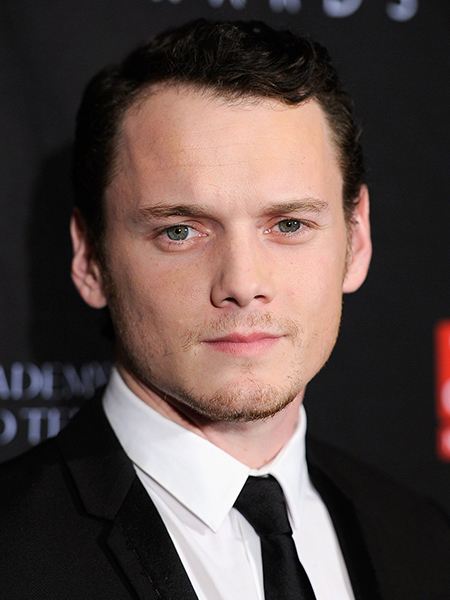 Anton Yelchin photo 2