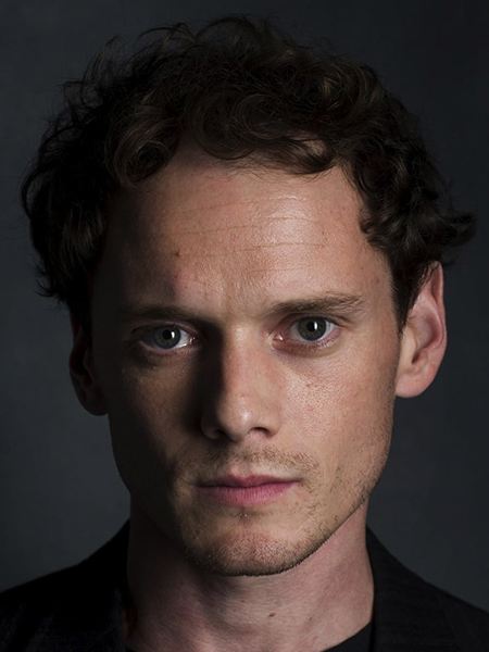 Anton Yelchin photo 3