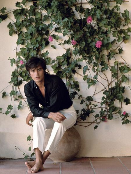 Alain Delon photo 3