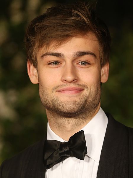 Douglas Booth photo 3