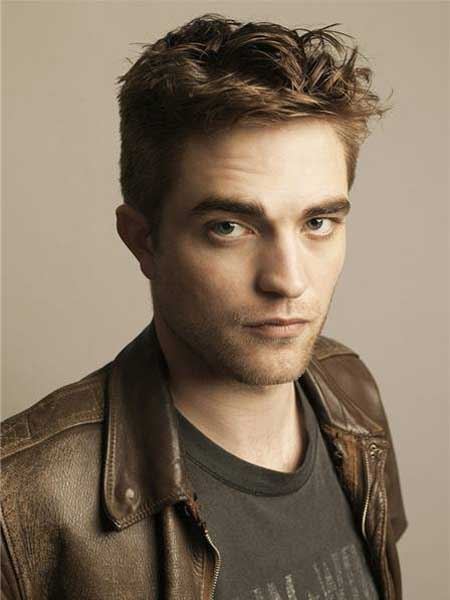 Robert Pattinson Photo 2