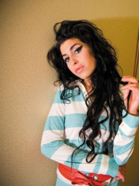 Amy Winehouse Photo 1