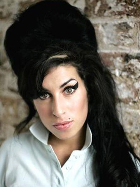 Amy Winehouse Photo 4